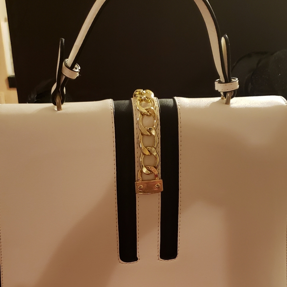 HANDBAG - Picture 2 of 6